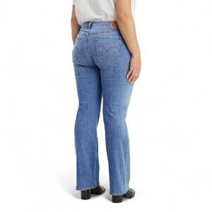 Levi's Women's Plus Size 18W Bootcut Jeans Stretch Mid-Rise Western Rodeo NWT